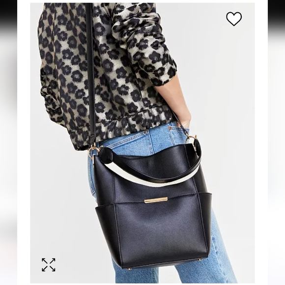 NWT On 34th Red Hattie Medium Shoulder Bag Versatile Everyday Tote - Picture 7 of 16